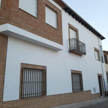 Vive El Renacimiento: Hornazo Appartement Baeza Buitenkant foto